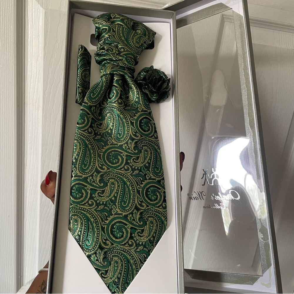 Green Paisley Tie Set - Men Accessories